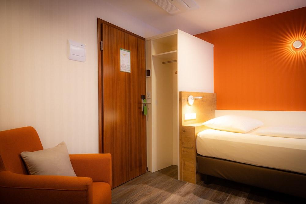 Hotel Azenberg Штутгарт Екстер'єр фото