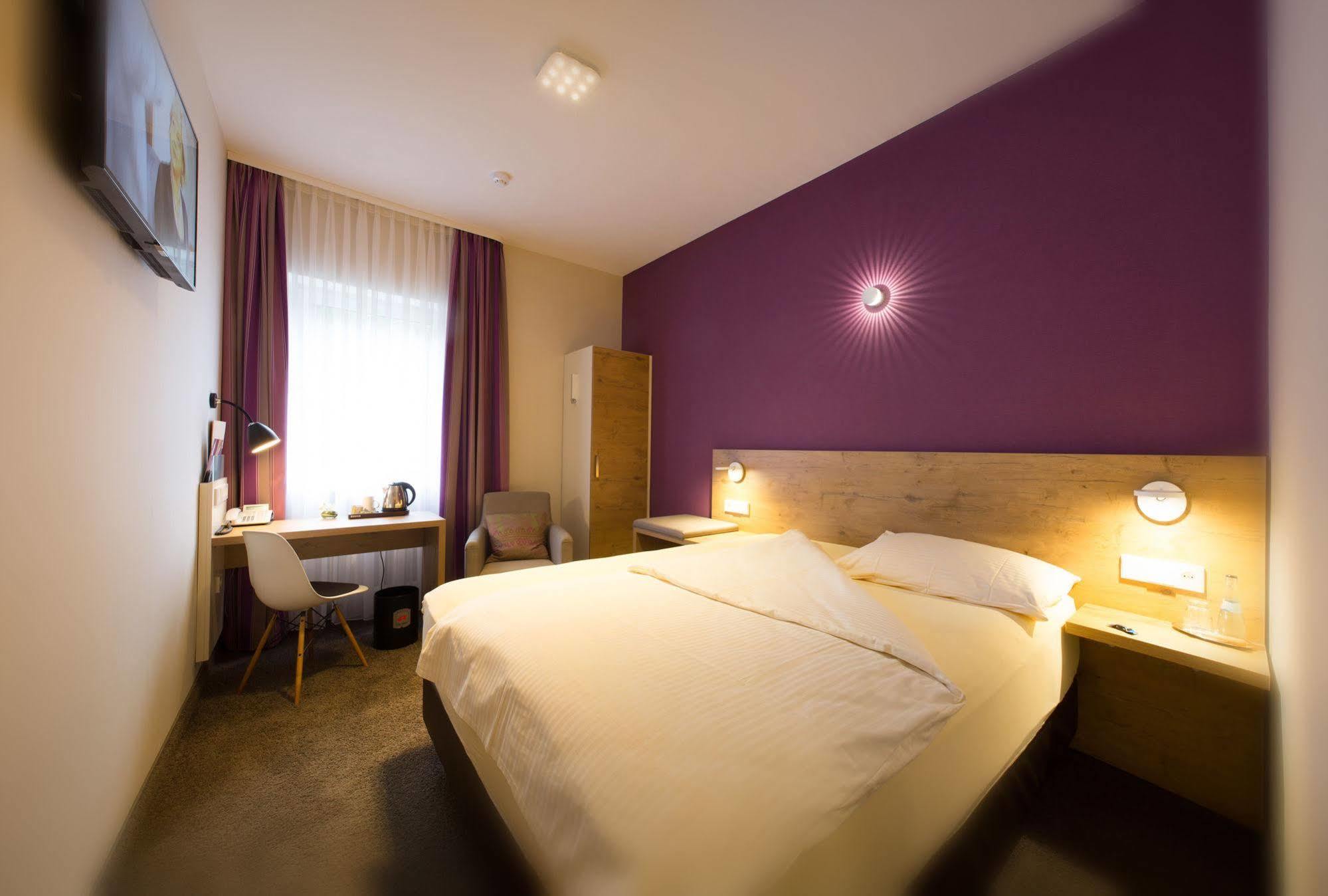 Hotel Azenberg Штутгарт Екстер'єр фото